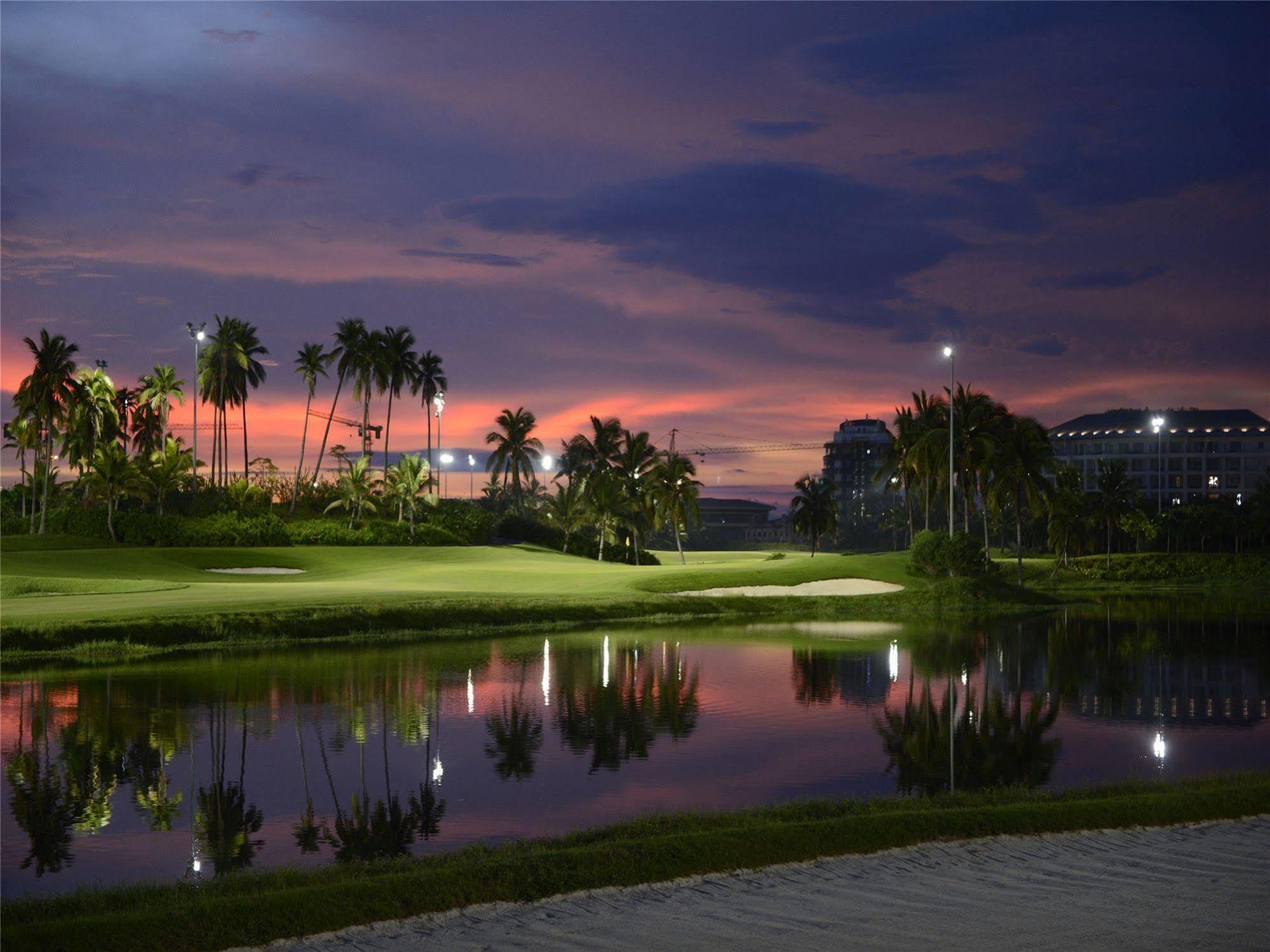 Mingshen Golf & Bay Resort Sanya Bagian luar foto